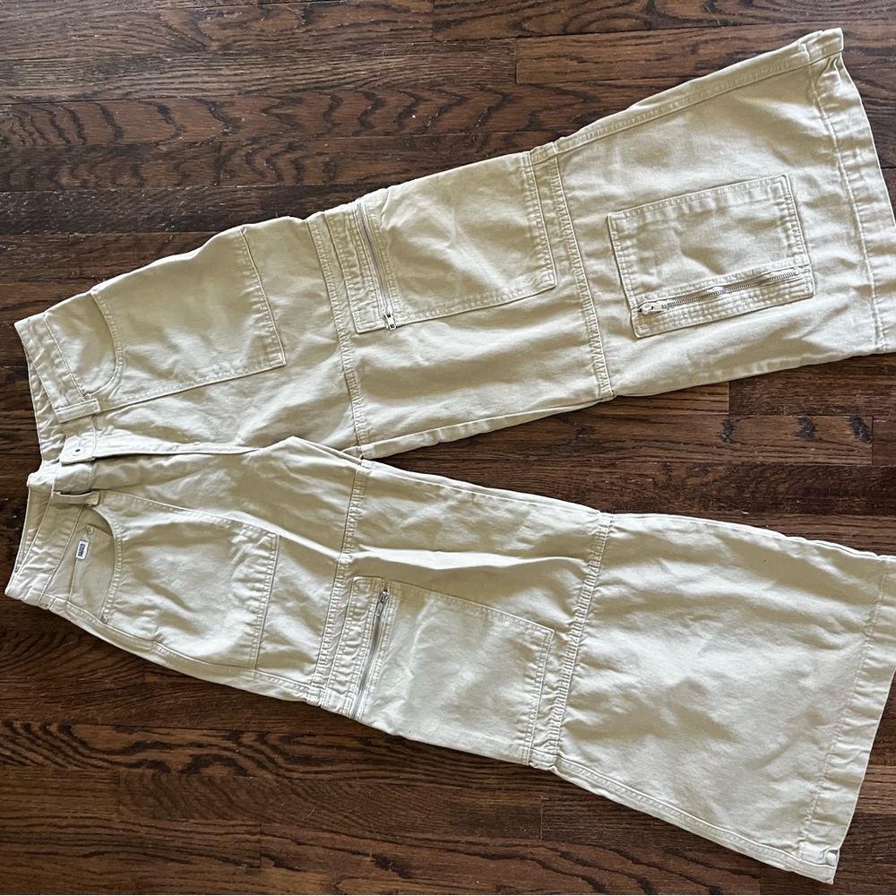 THE RAGGED PRIEST SUPER BAGGY TAN CARGO JEANS